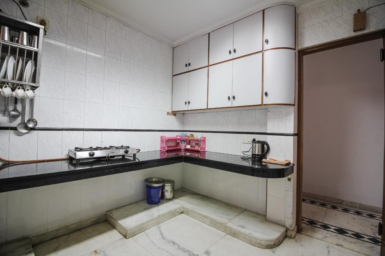 Under My Roof Green Park Ню Делхи Екстериор снимка
